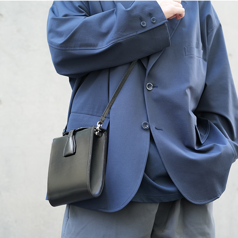 サコッシュバッグ《ロディ》サドルプルアップ｜WILDSWANS(ワイルド