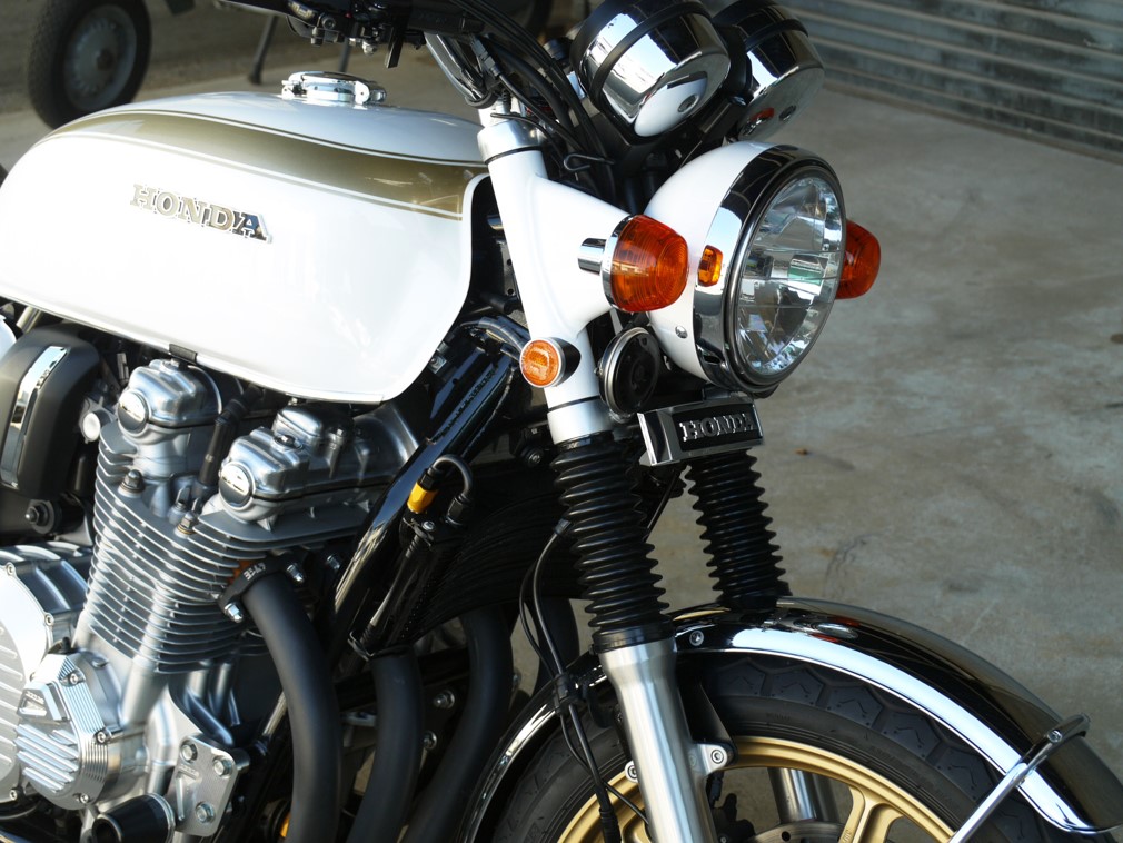 CB1100 K14 Special Order White – WHOUSE