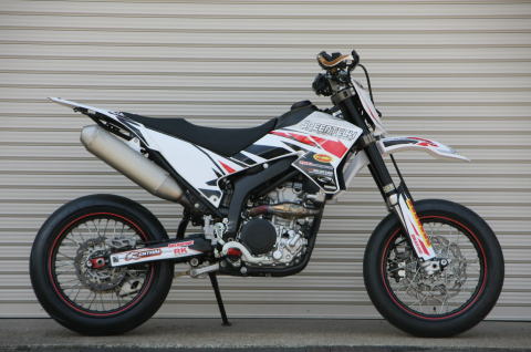 超簡単！WR250R/Xハイシート化解説！足つきから取付方法まで | WR250X