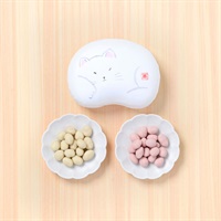 まめや金澤萬久」かりっとちょこ豆 ホワイト＆いちご（豆箱入り）【お