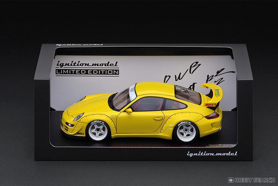 RWB 997 Yellow With Mr. Nakai (Diecast Car) - HobbySearch Diecast