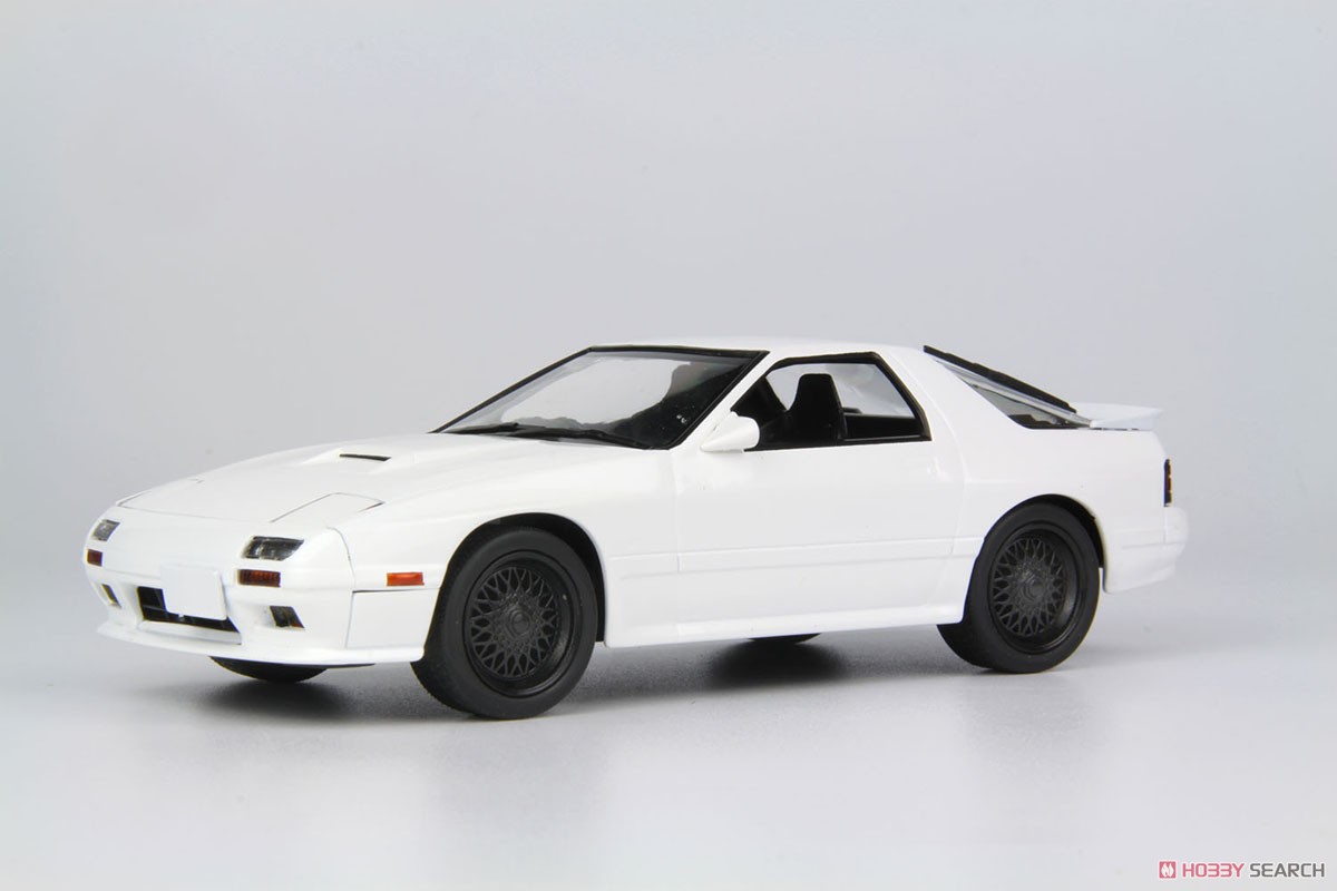 マツダ サバンナ RX-7 (FC3S) クリスタルホワイト (プラモデル