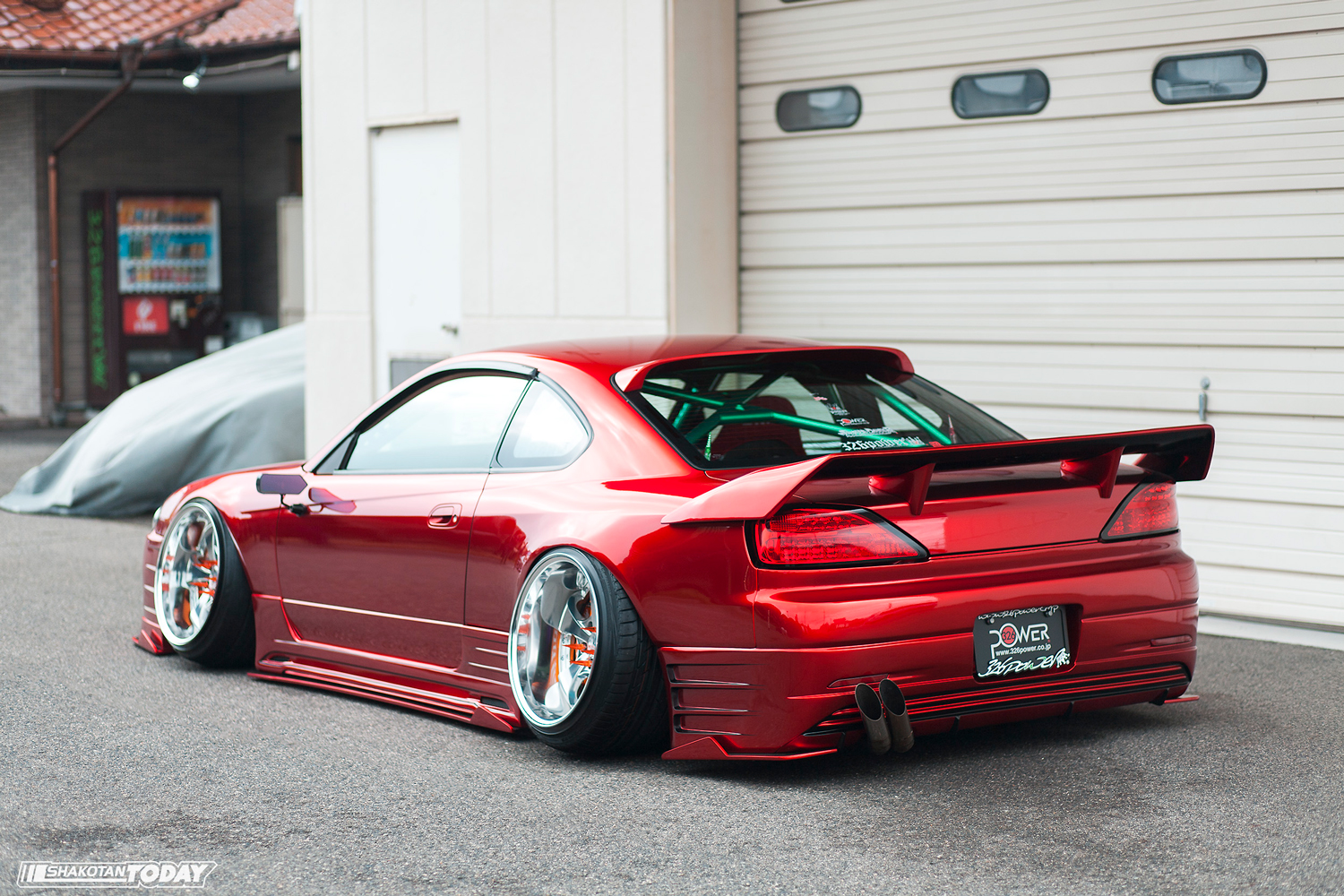 S15シルビア用 ルーフスポイラー 送料無料！ 商品詳細 広島県東広島市