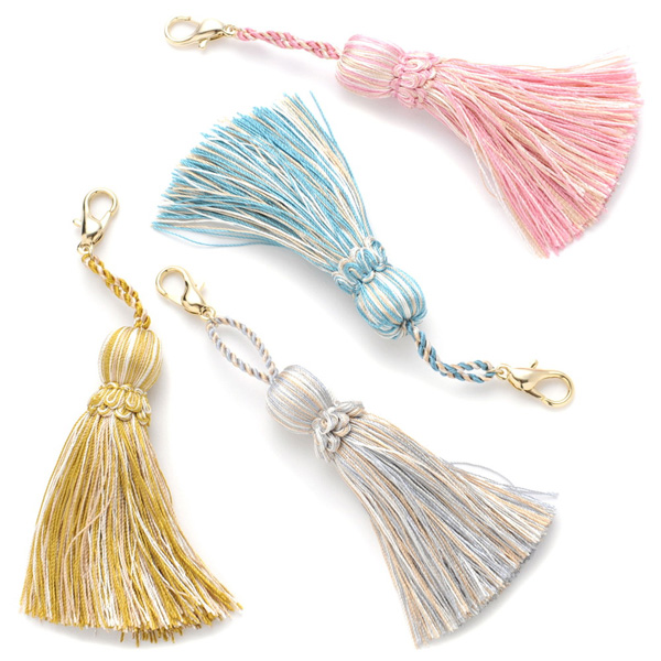 タッセルチャーム - 財布の通販luxe（リュクス）