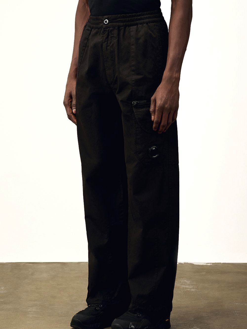 C.P. COMPANY - MICROREPS BOXY CARGO LENS PANTS ナイロン カーゴ