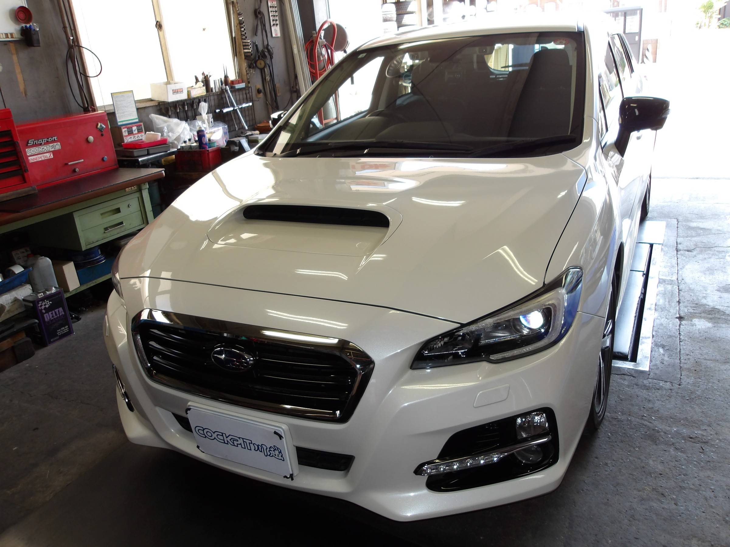 レヴォーグ（VM4）テイン製純正形状ショックアブソーバー