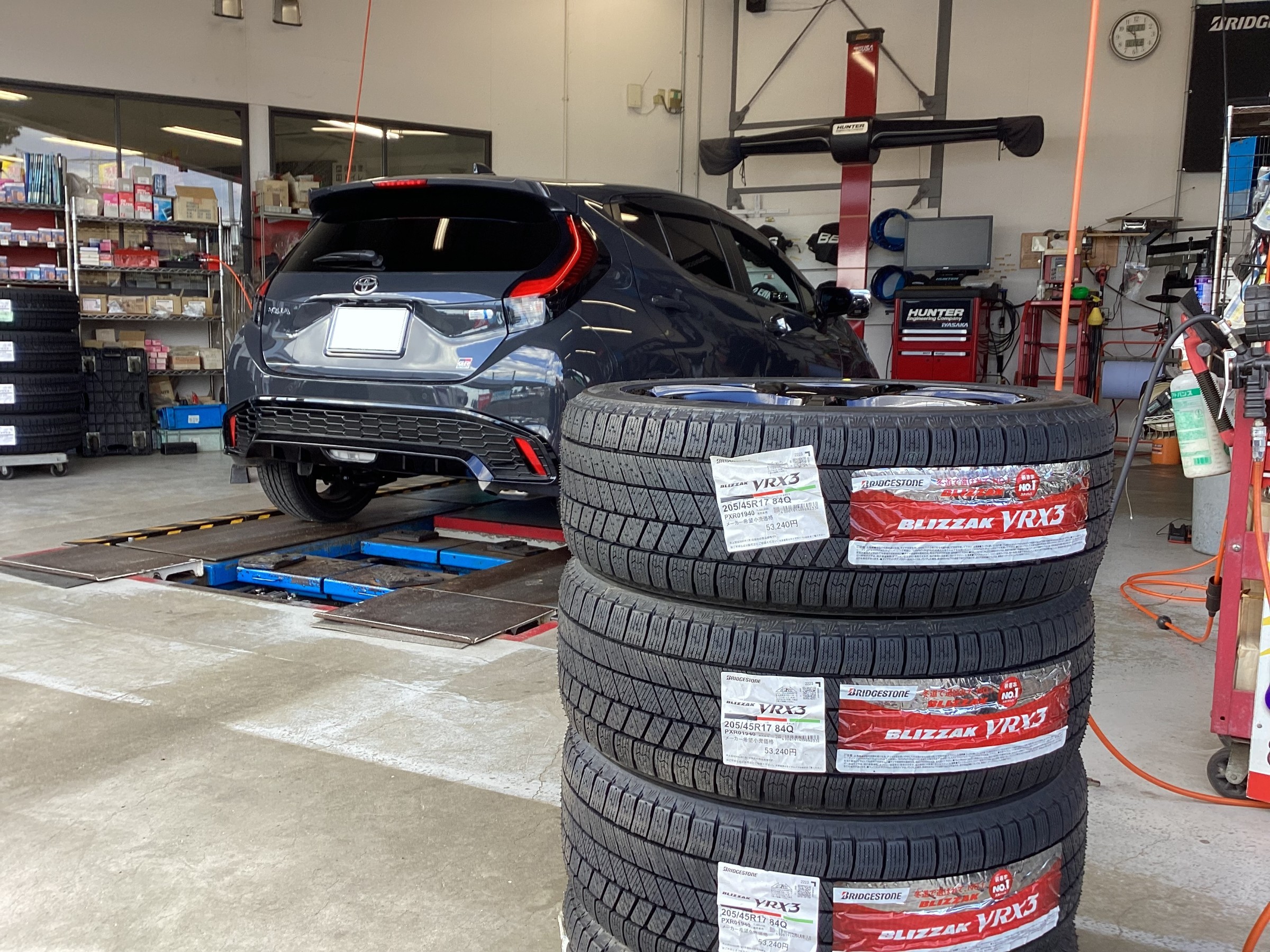 スタッドレスタイヤに交換します！ | スタッフ日記 | コクピット 名取