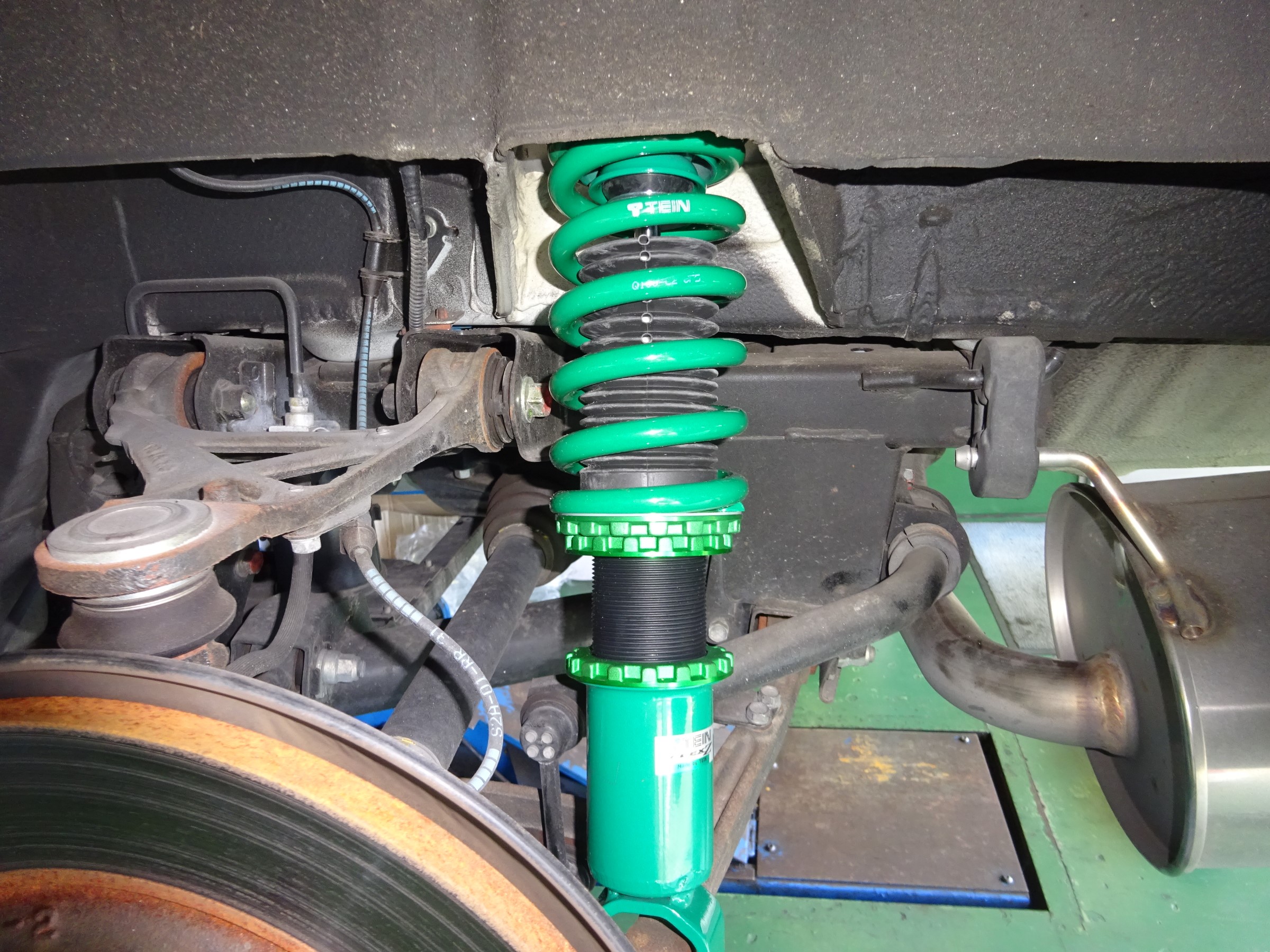 TEIN FLEX-Z装着 | ホンダ S2000 足まわり（サスペンション・ブレーキ