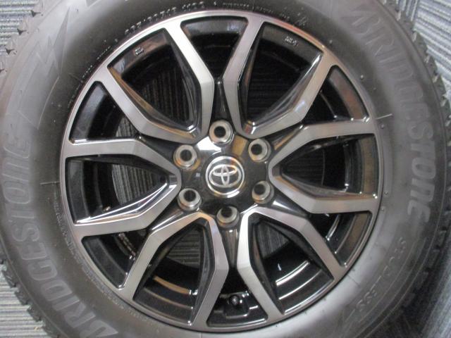 札幌のトヨタ純正 ハイラックス GRスポーツ 18×7.5J（+30）6H-139.7