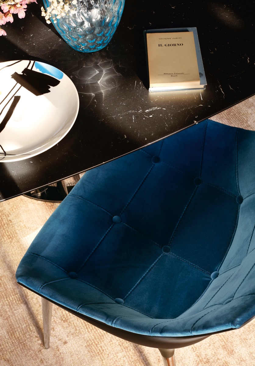 246 PASSION（パシオン アームチェア） Cassina | カッシーナ・イクスシー