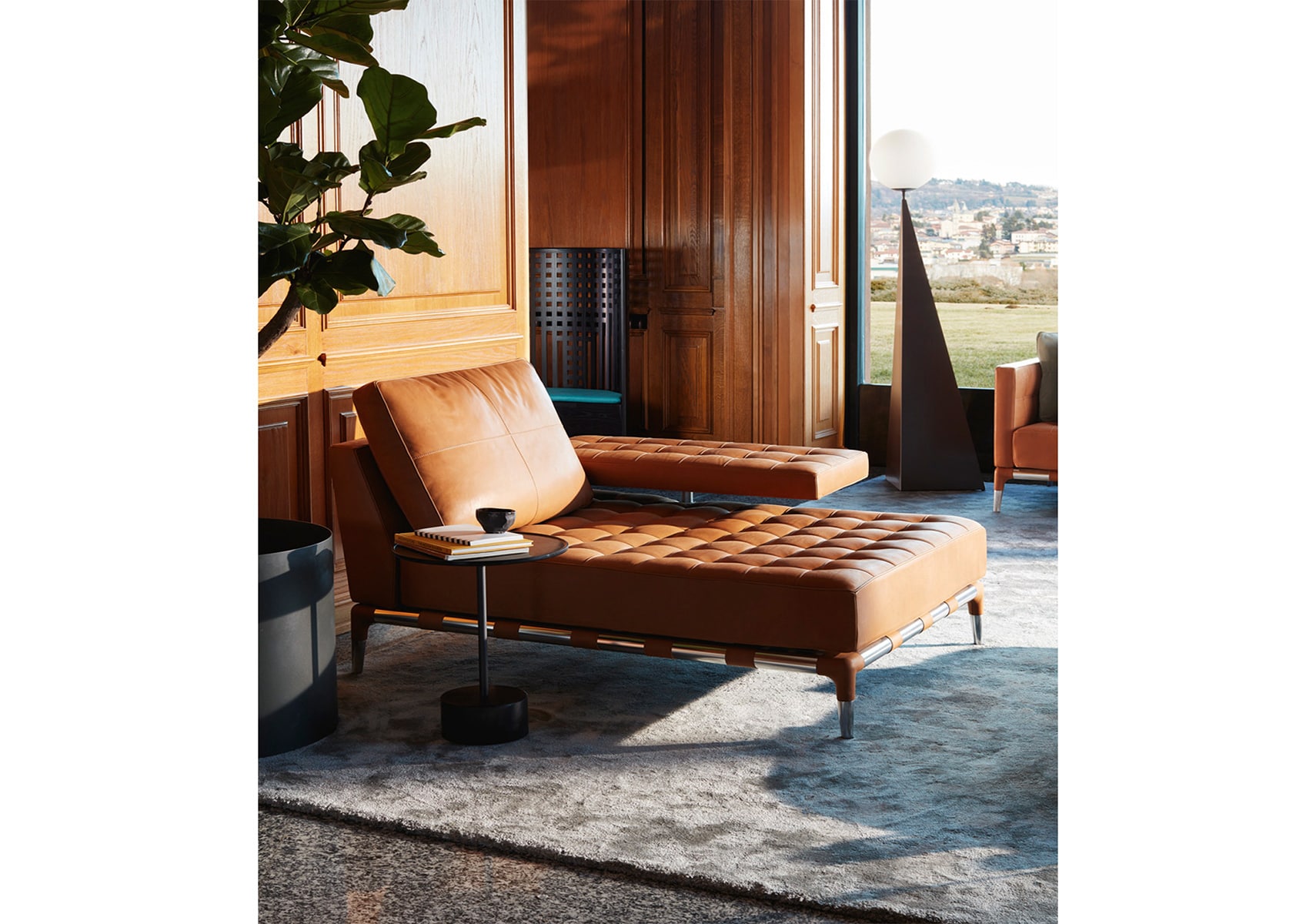 Cassina（カッシーナ）241-21 PRIVE 1人掛ロングシート 黒革（13X606