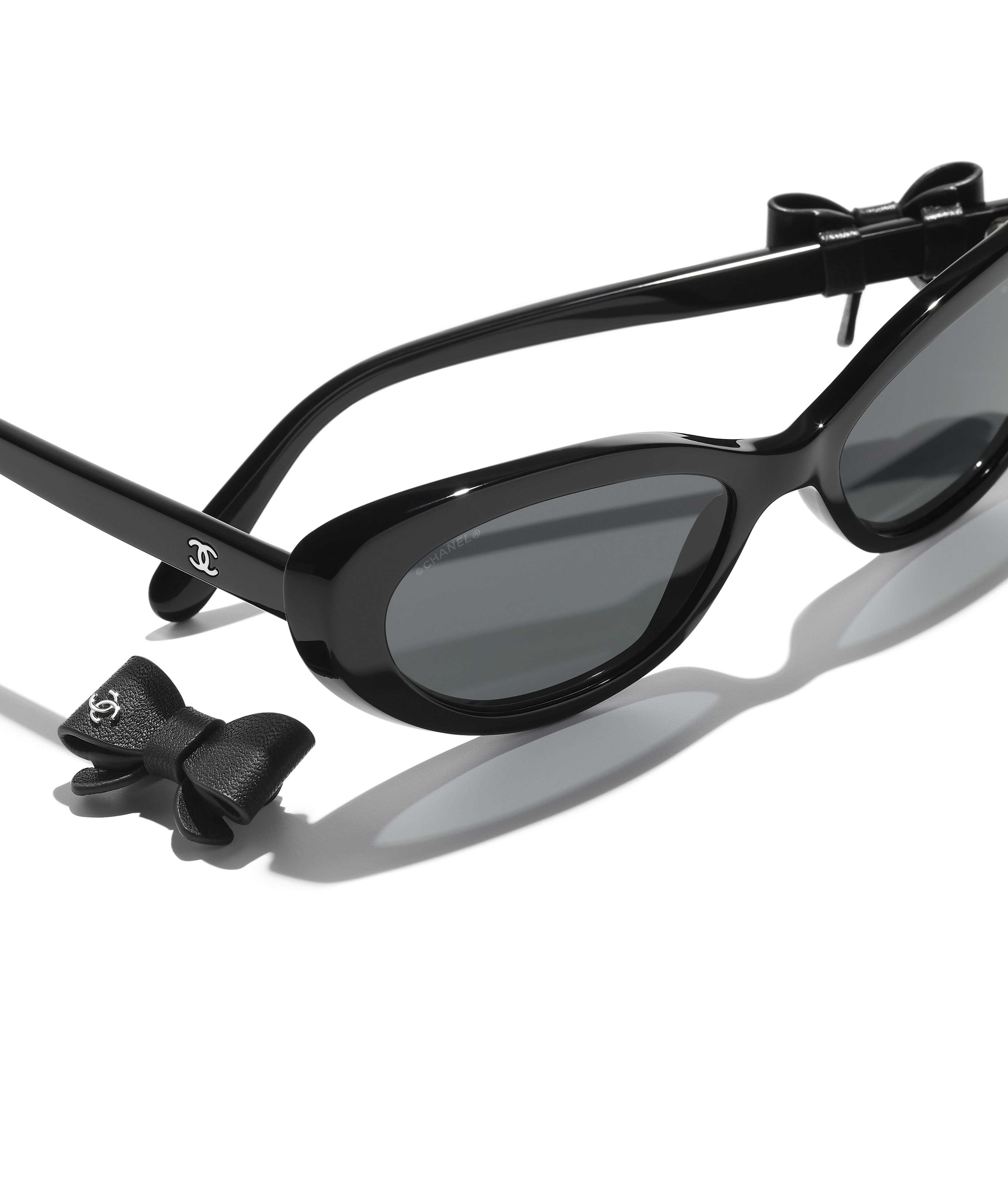 CHANEL サングラス: キャッツアイ シェイプ サングラス, アセテート