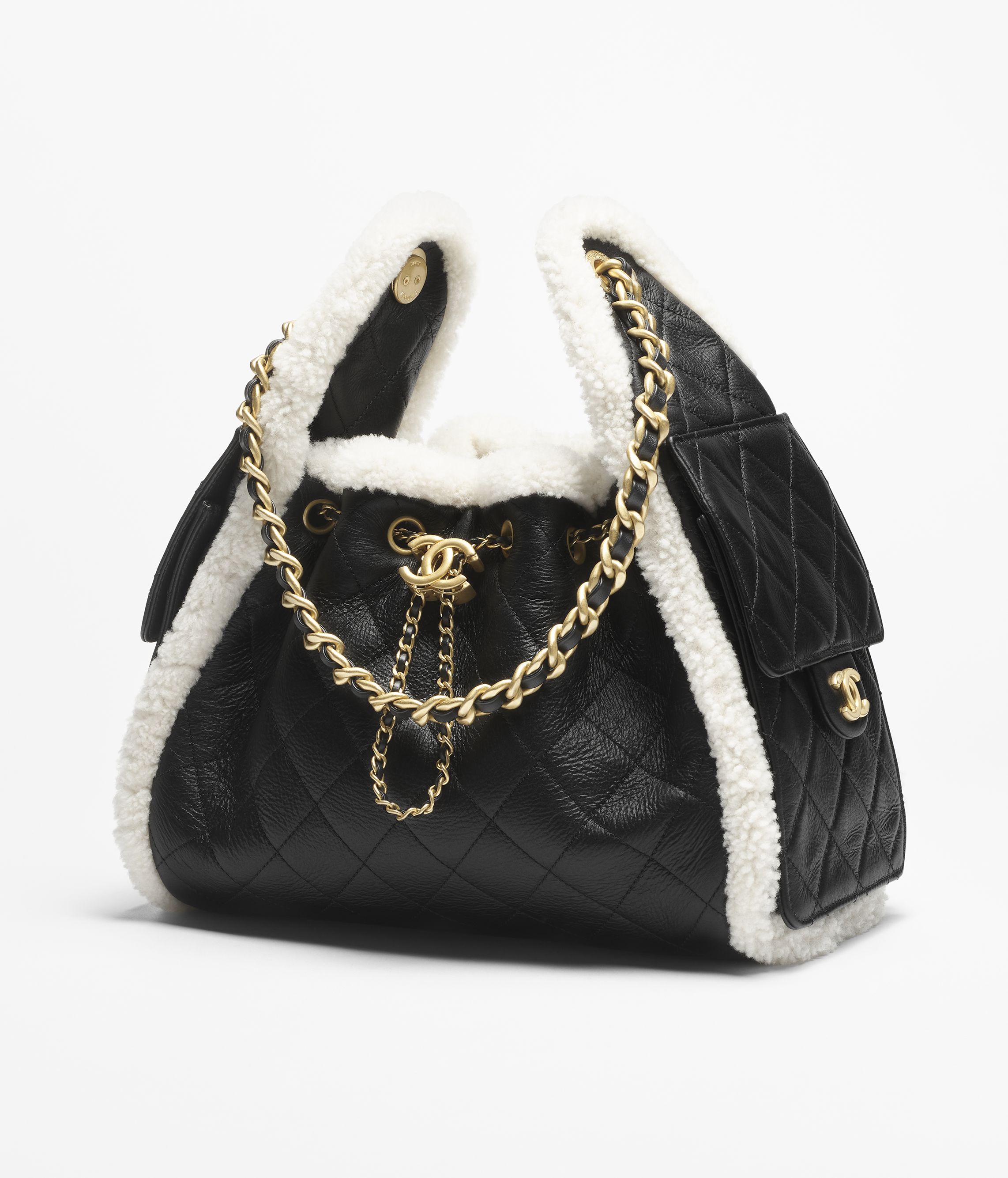 Chanel 25 small handbag, Crumpled shearling sheepskin & gold-tone