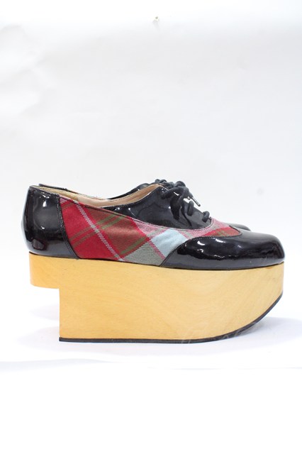 ヴィヴィアンウエストウッド 中古 / ロッキンホースギリー 6 Y-25-08