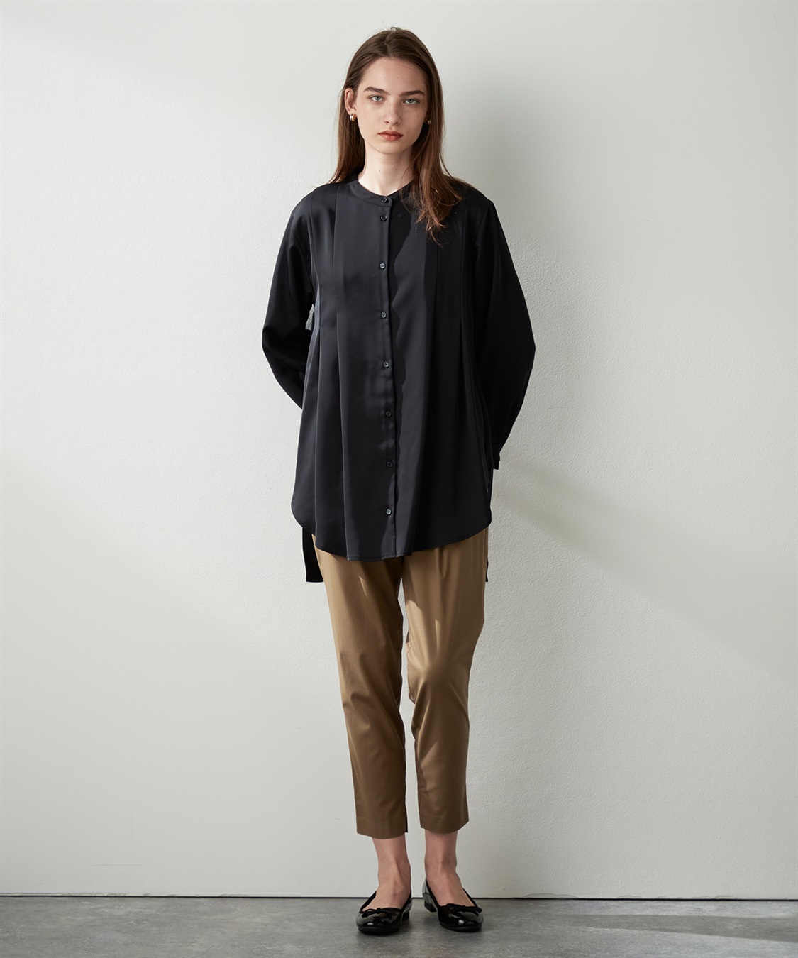 バックタックブラウス LE SOUK HOLIDAY｜クロスプラス公式通販サイト