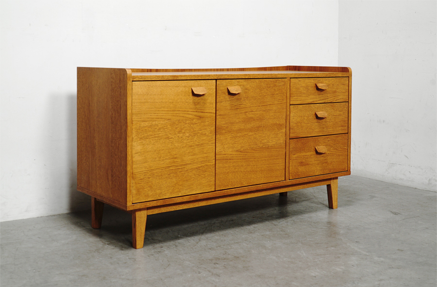 unico(ウニコ) 出張買取-アドア東京-世田谷区 KURT(クルト) オーク材