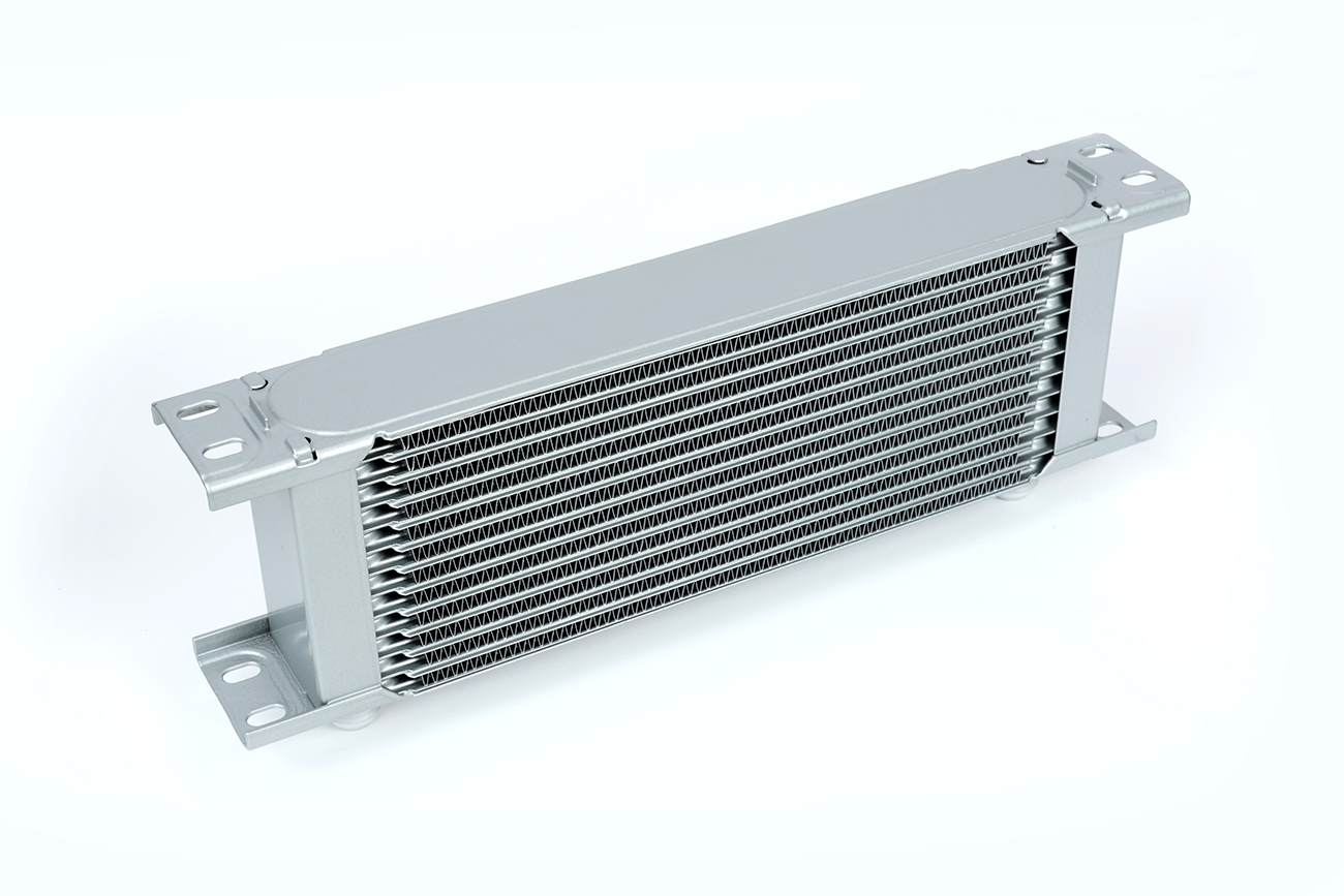 オイルクーラーコア ストレート #8 9インチ13段 シルバー | EARL'S