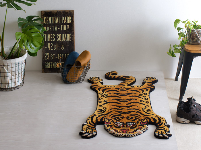TIBETAN TIGER RUG(チベタンタイガーラグ) Mサイズ 75×130cm | 家具