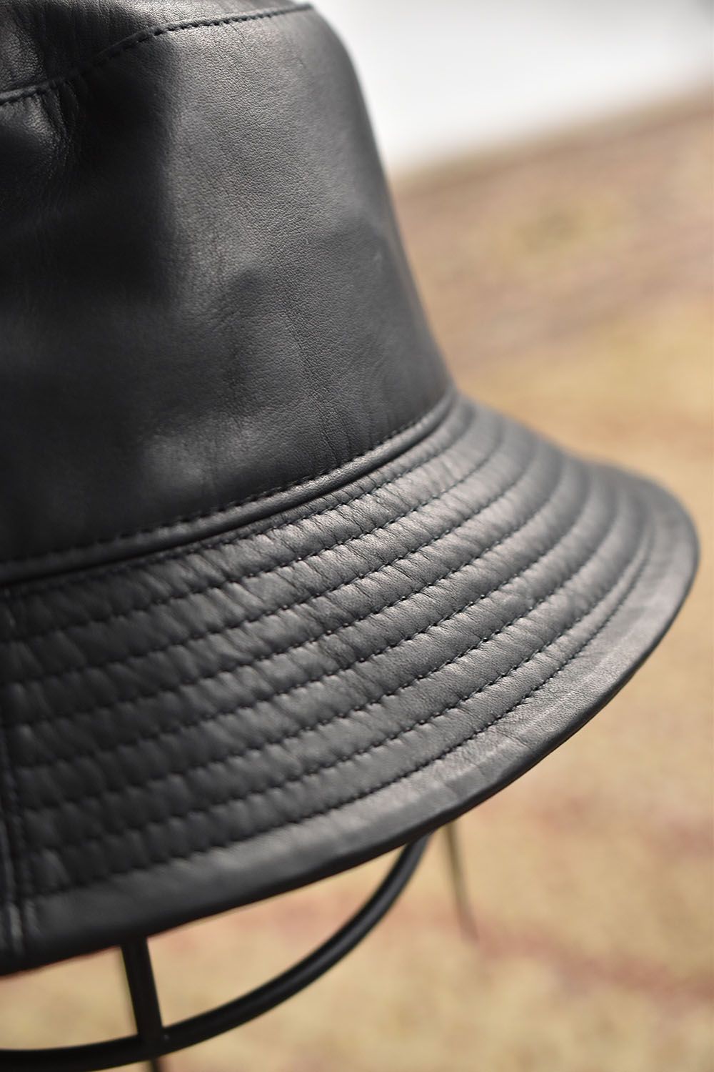 ISAMU KATAYAMA BACKLASH - Furniture Leather Bucket Hat