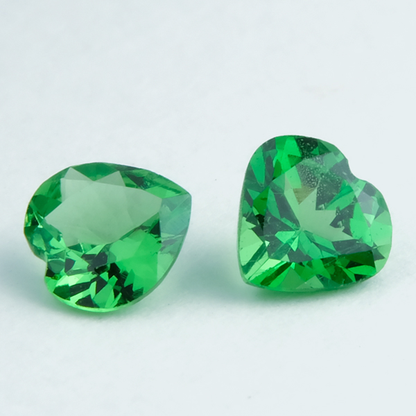 1809. グリーンガーネットボタンカットグラデーション4本連売り 1809