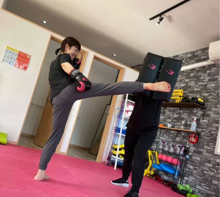 フィットネスキックミット KM072BKPI｜BODYMAKER（ボディメーカー