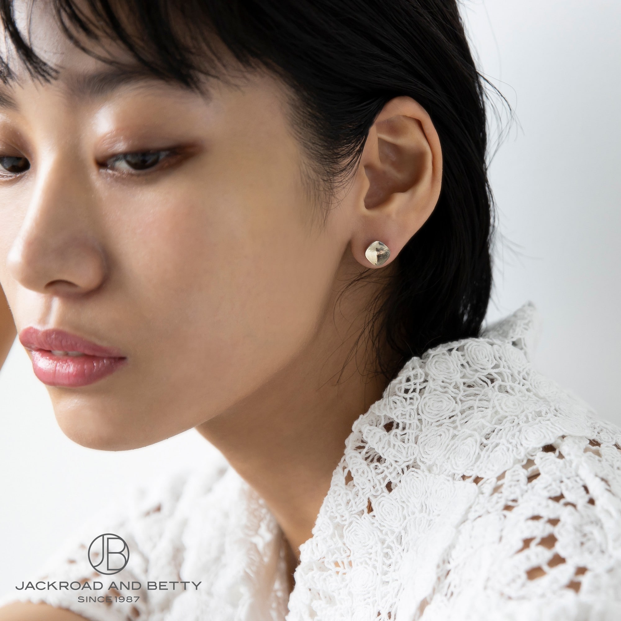 ホワイトトパーズ ヌード ピアス プチ[POB6010_O6000_000TB_0] Nudo