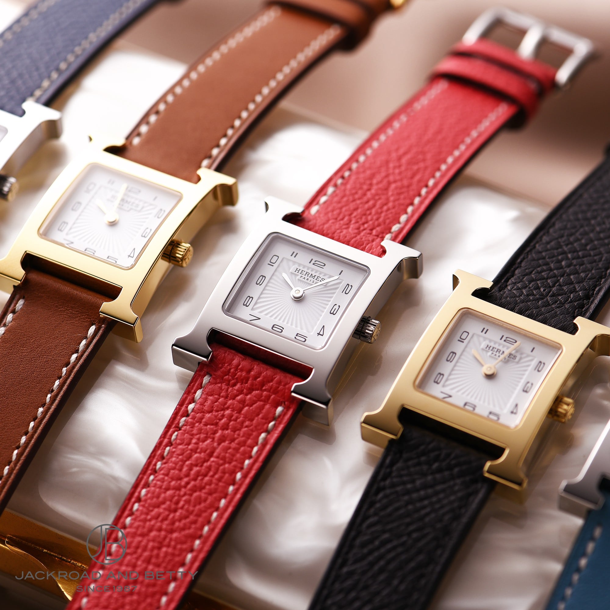 Hウォッチの魅力はベルトにあり？替えるだけで印象が変わる、手元の