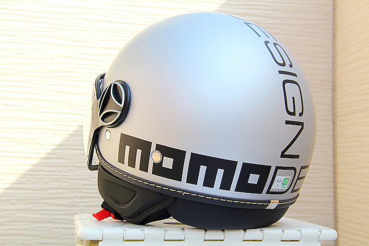 MOMO DESIGN FGTR EVO（ファイター エヴォ） バイク用品