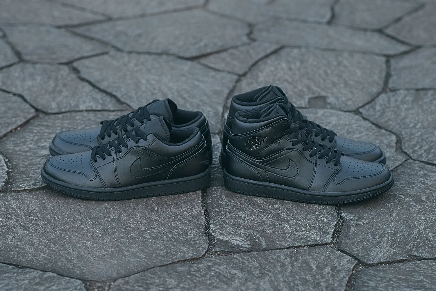 AIR JORDAN 1 TRIPLE BLACK｜BILLY'S ENT 公式通販