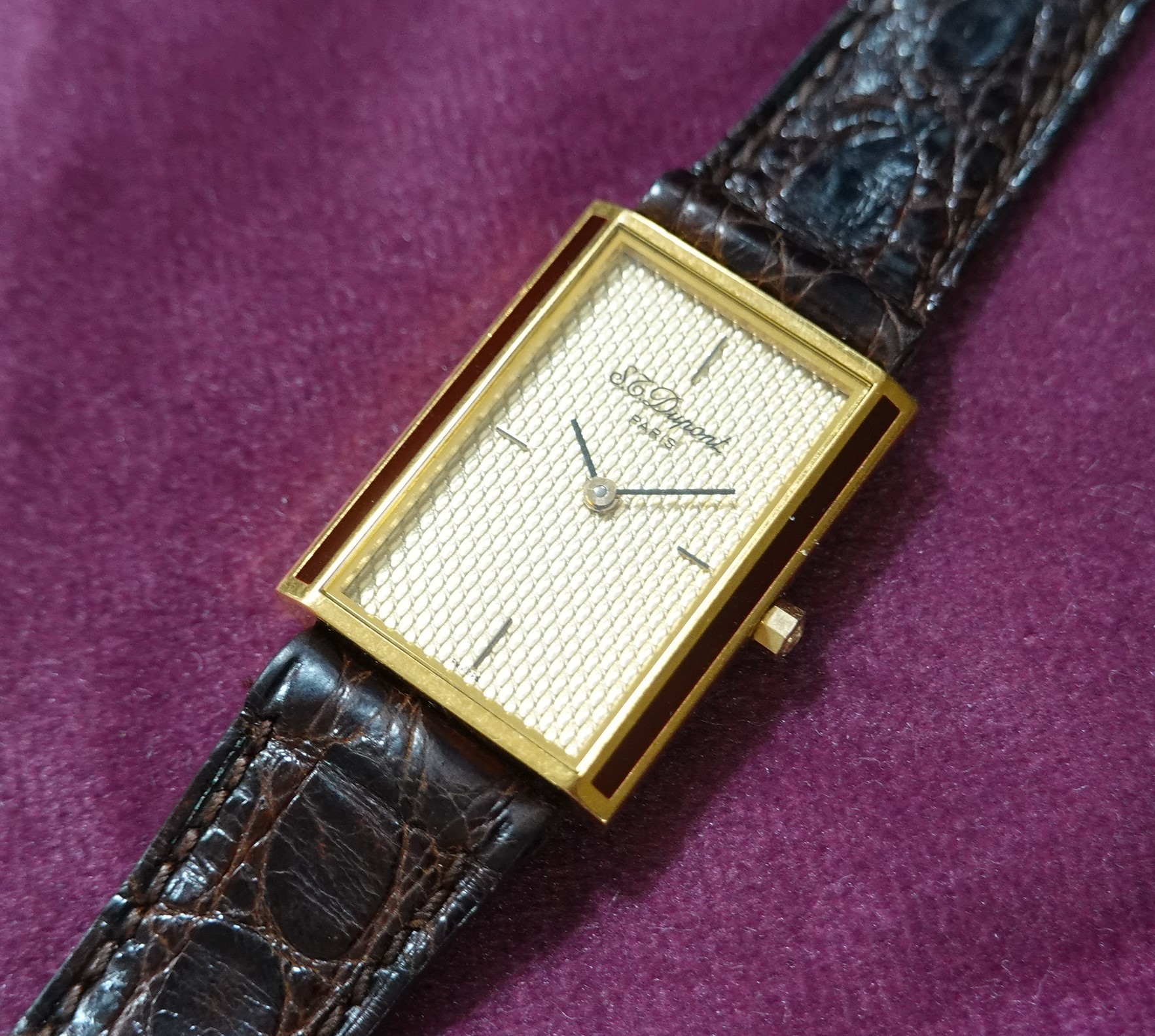 SOLD c1985 S.T. Dupont Laque de Chine - Birth Year Watches