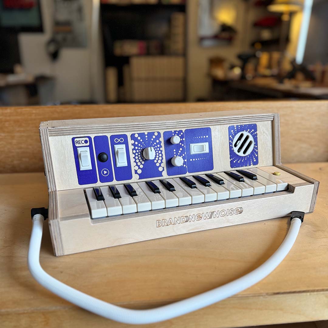 Melodica with Phaser, Delay and Pitch Control – BrandNewNoise