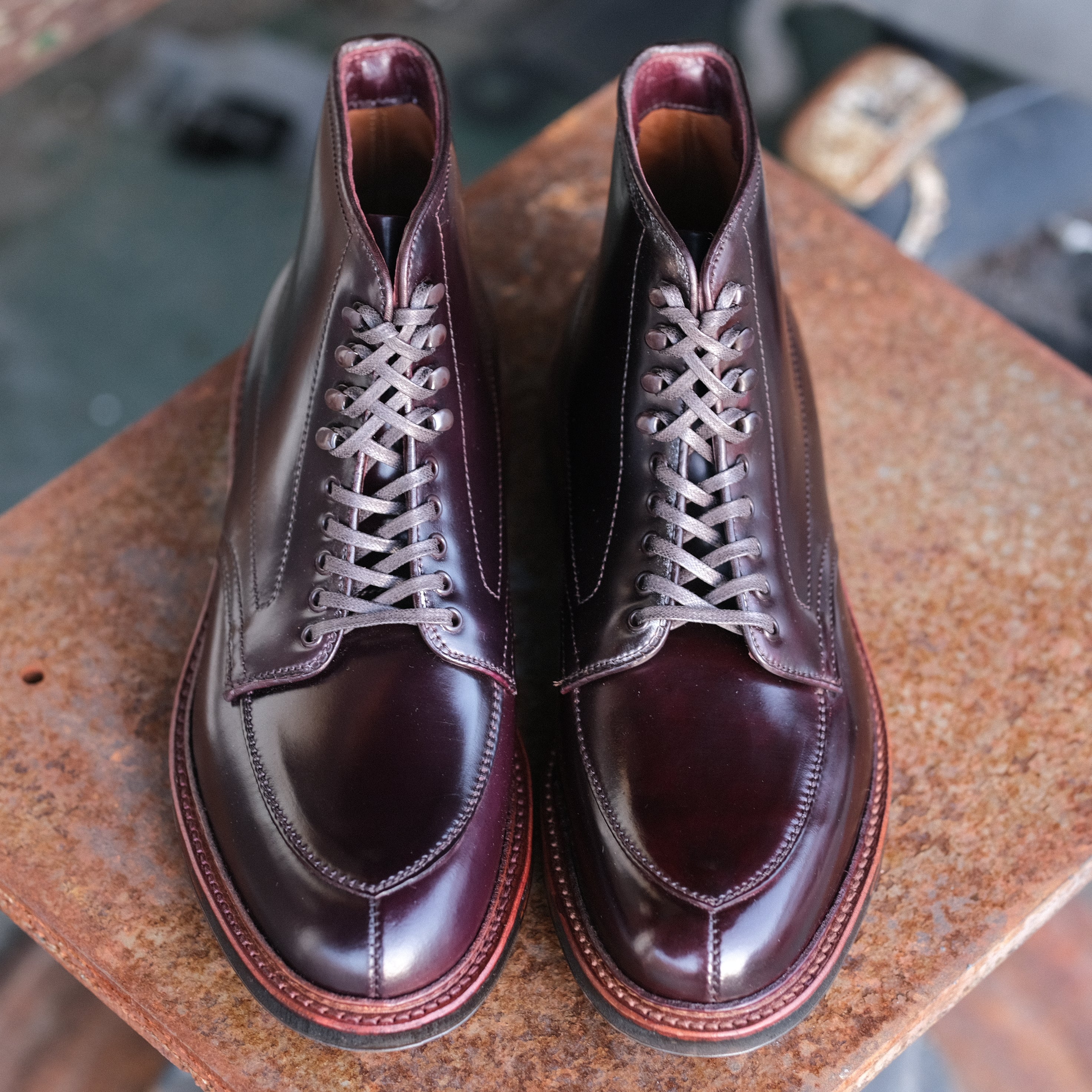 Alden x Brogue V-Tip Boot (Color 8) – BROGUE