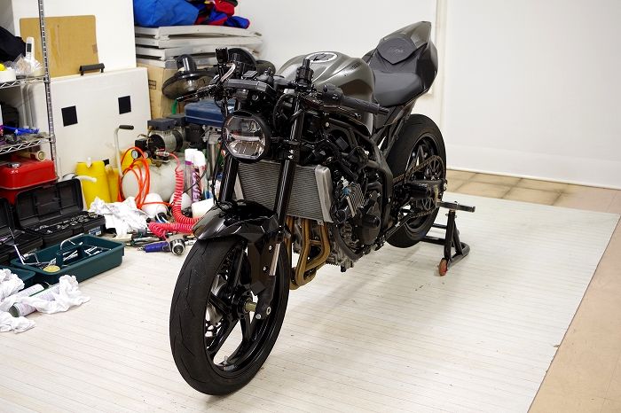 カワサキZX-25R SE（2023） ハンドル位置変更＆ストリート仕様化