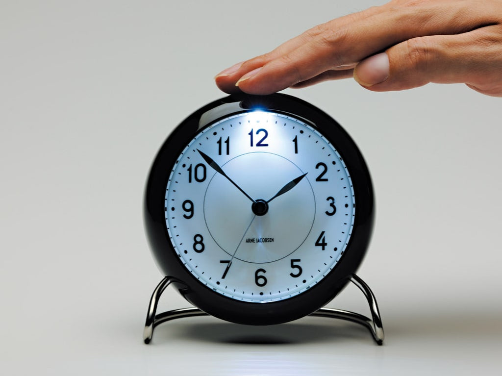 Arne Jacobsen Table Clock Black | アルネヤコブセン テーブル