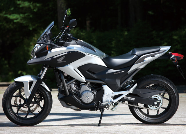 ホンダ NC700X デュアル・クラッチ・トランスミッション 試乗レポート