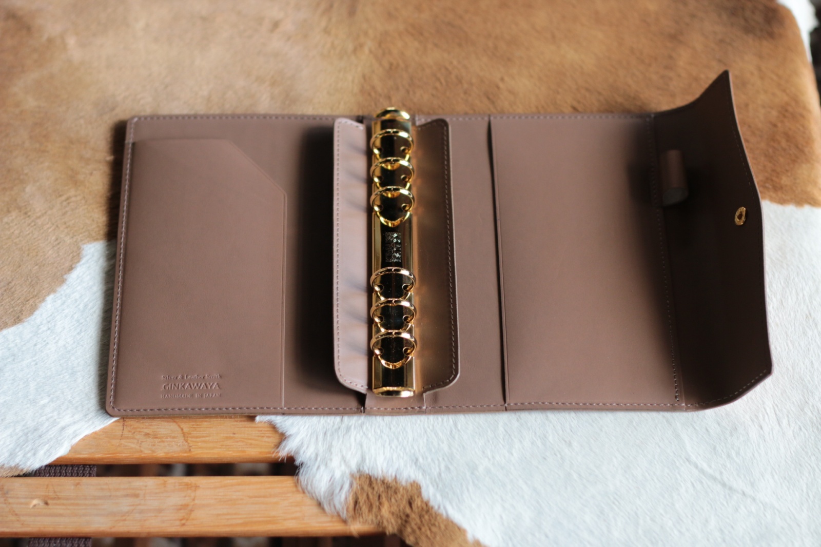 33様オーダー品(システム手帳バイブル) バイブルサイズのヌメ革