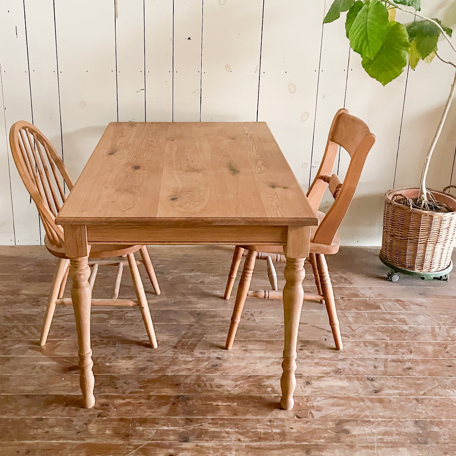 レトロ アンティーク 古家具 キツツキ カリモク 太平 猫足 ろくろ脚