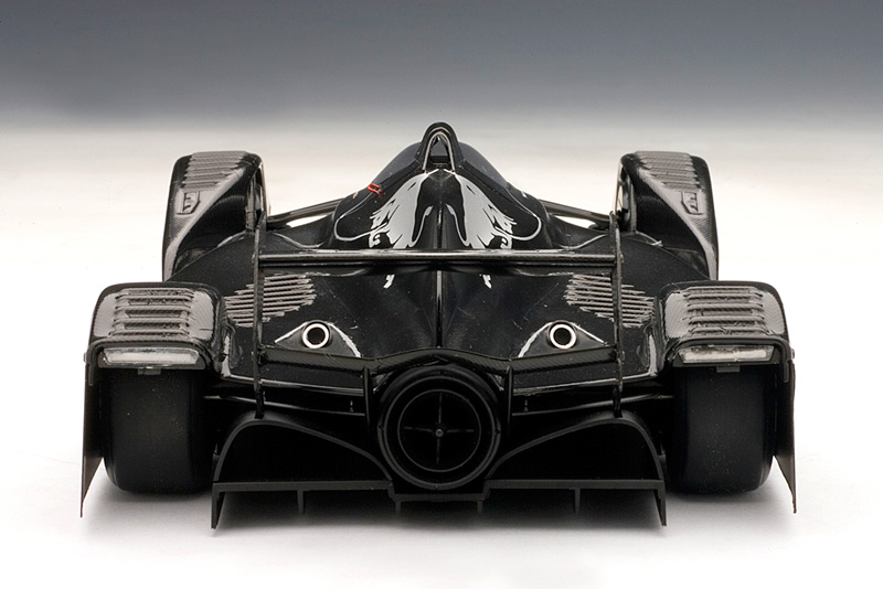 オートアートが「レッドブル X2010」の1/18精密ダイキャストモデルを