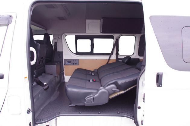 スーパーロングDXにS-GLセカンドシートを付け替え｜トランポ