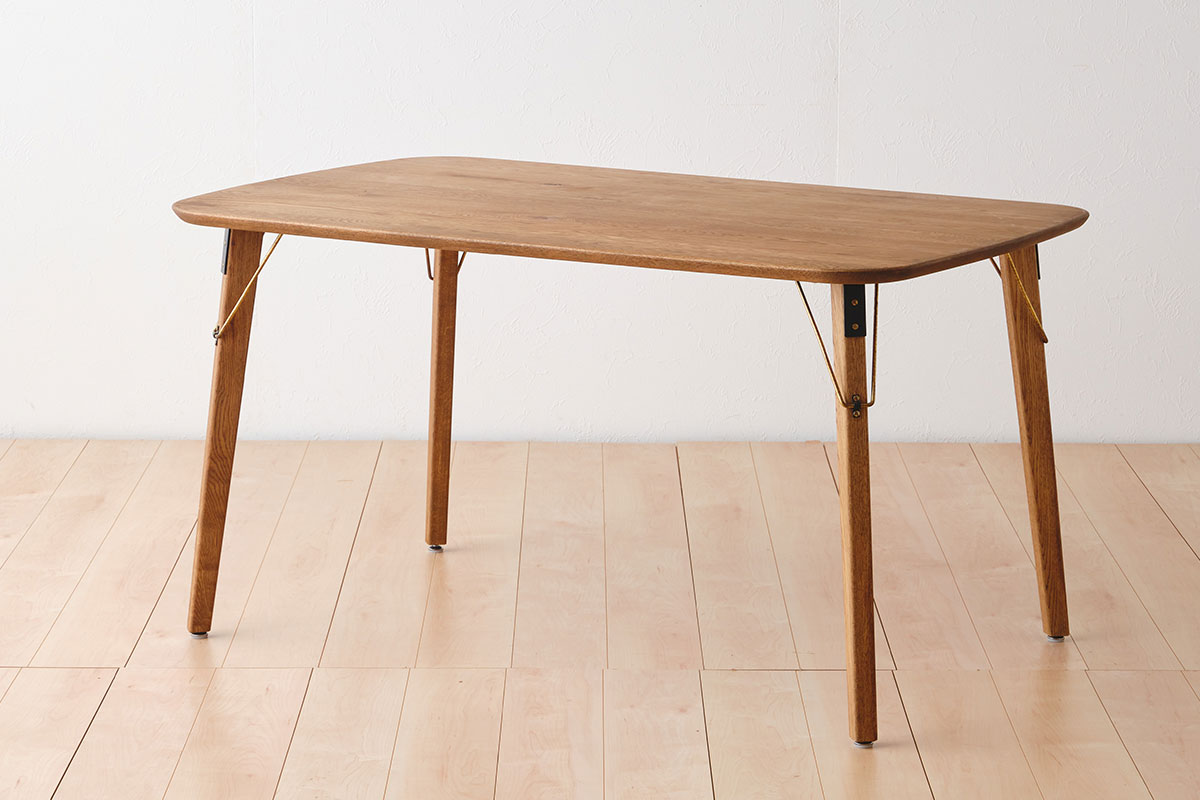 幅135cm] RADYダイニングテーブル(ブラス脚) | DOUBLEDAY ONLINE SHOP