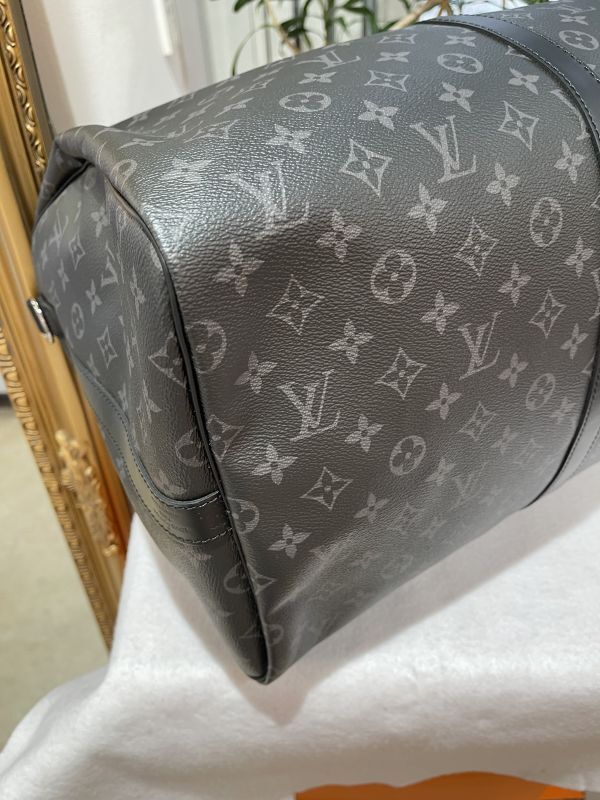 新品同様品】LOUIS VUITTON ルイ・ヴィトン M40605 キーポル バンド