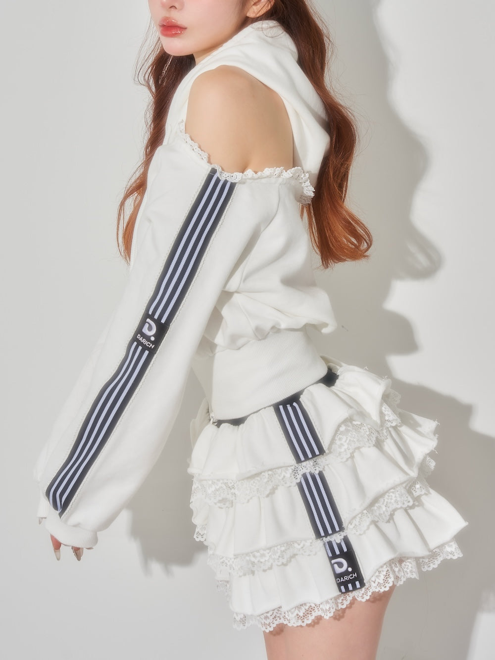 スポーティラインフリルミニスカート – Darich (ダーリッチ)