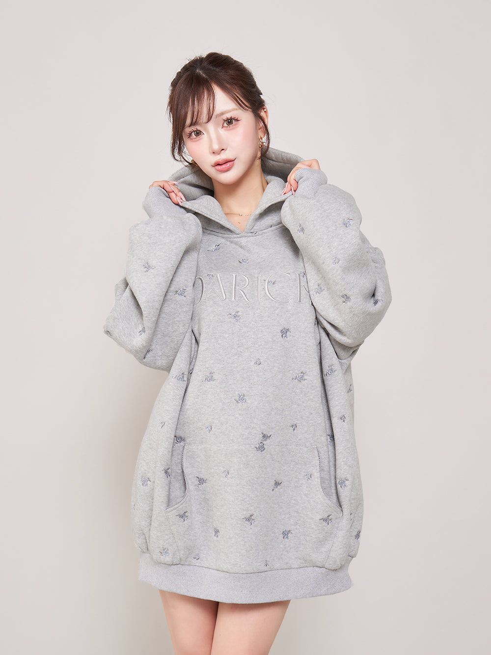 フラワーエンブロイダリービッグフーディ – Darich (ダーリッチ)