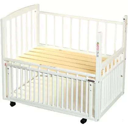 添い寝ミニベッド L型プチベリー サワベビー ベビーベッドのレンタル