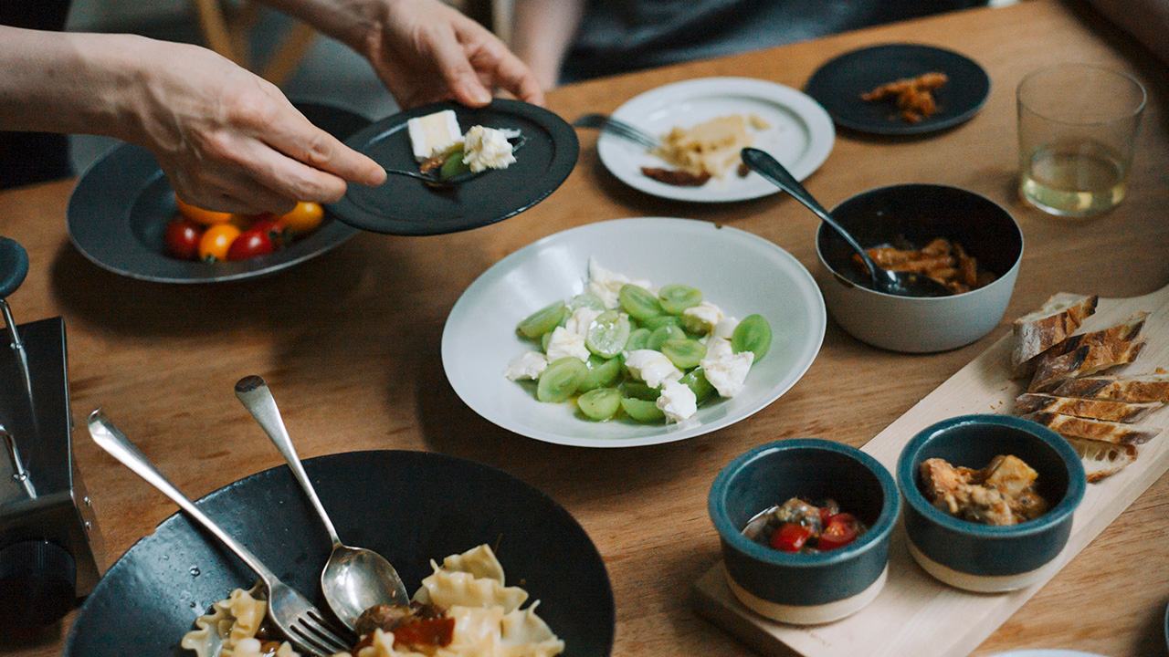 吉田直嗣さんの工房を訪ねて | DEAN & DELUCA【公式】