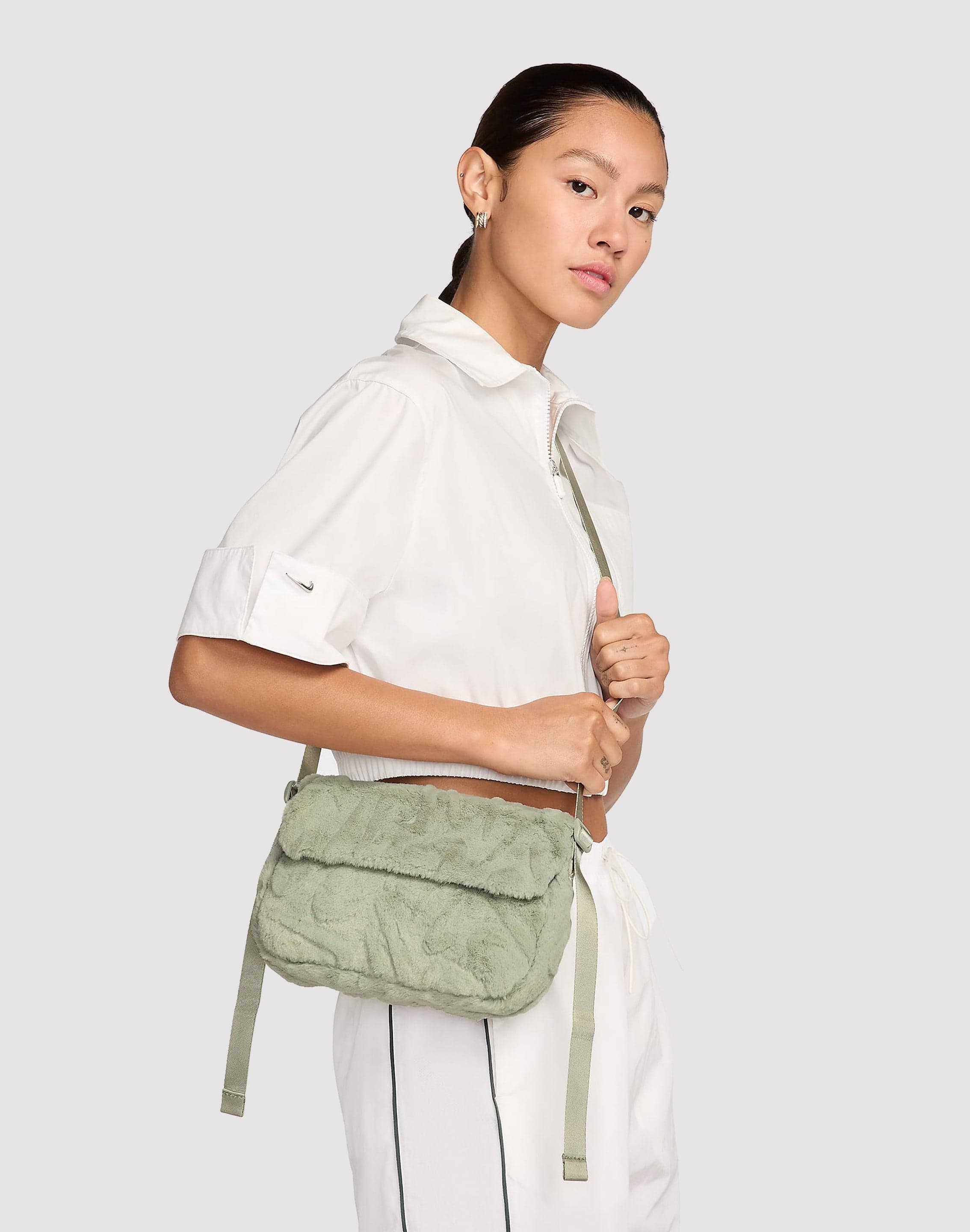 Nike Futura 365 Faux Fur Crossbody Bag – DTLR