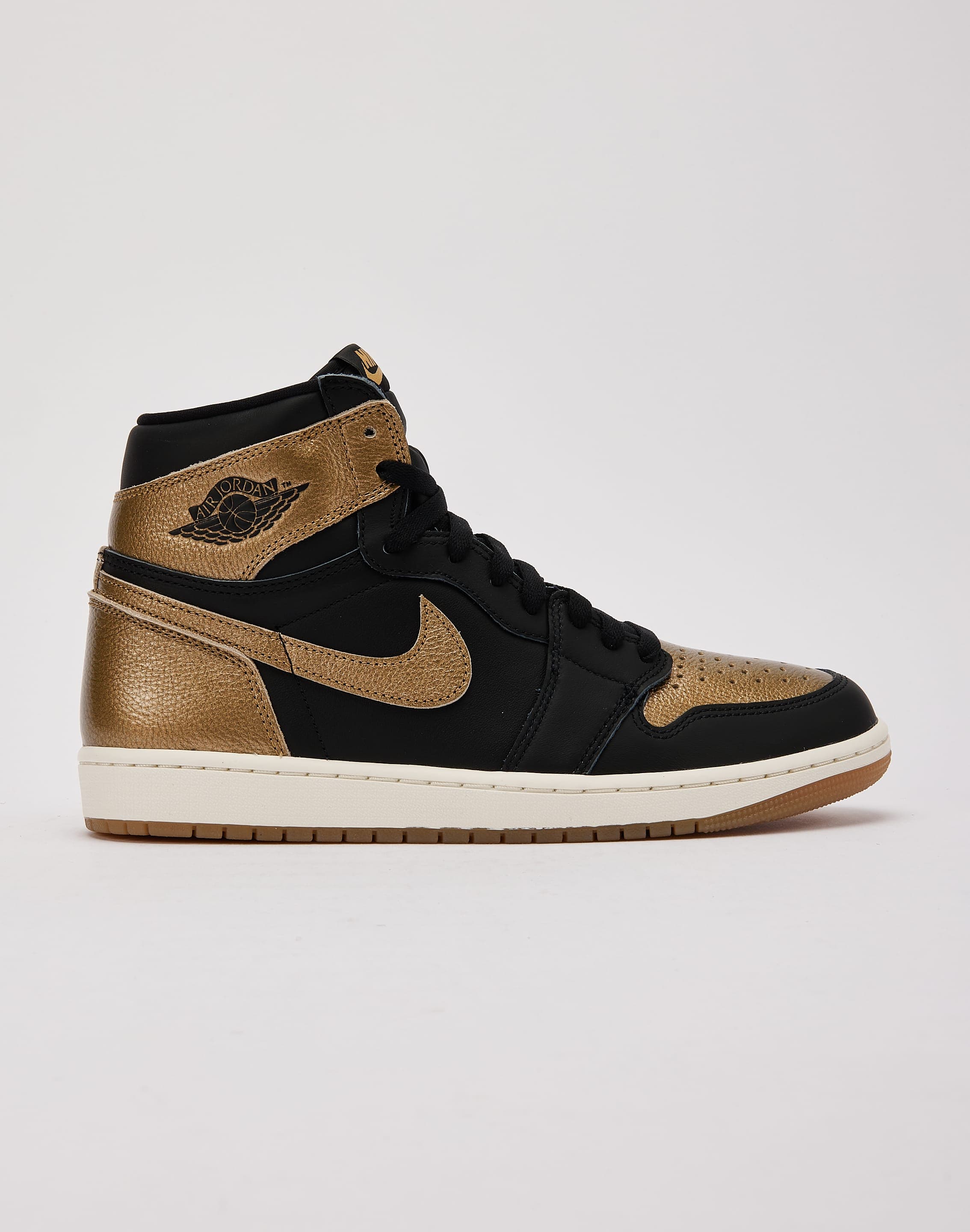 Jordan Air Jordan 1 Retro High OG 'Black And Gold' – DTLR