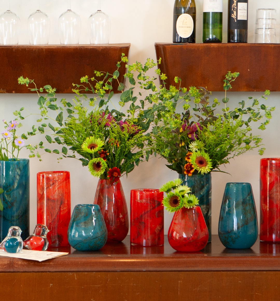 インテリアとしても引き立つ花瓶 | 手頃な価格からご用意