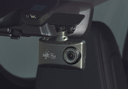 ドライブレコーダー DC-DR402 | COMTEC 株式会社コムテック