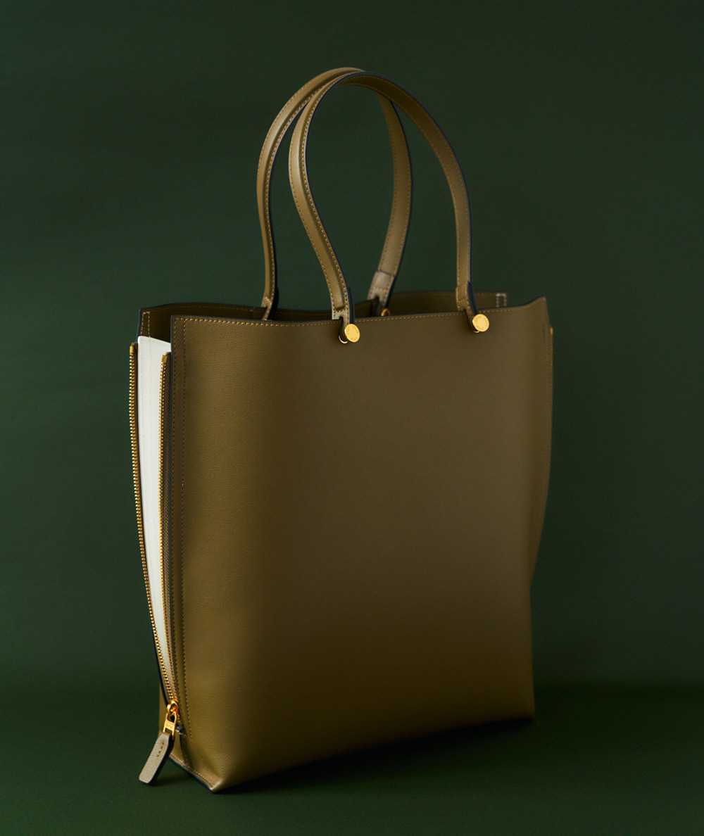 日常を彩るY BAG | ÉPOR（ロペ エポール）